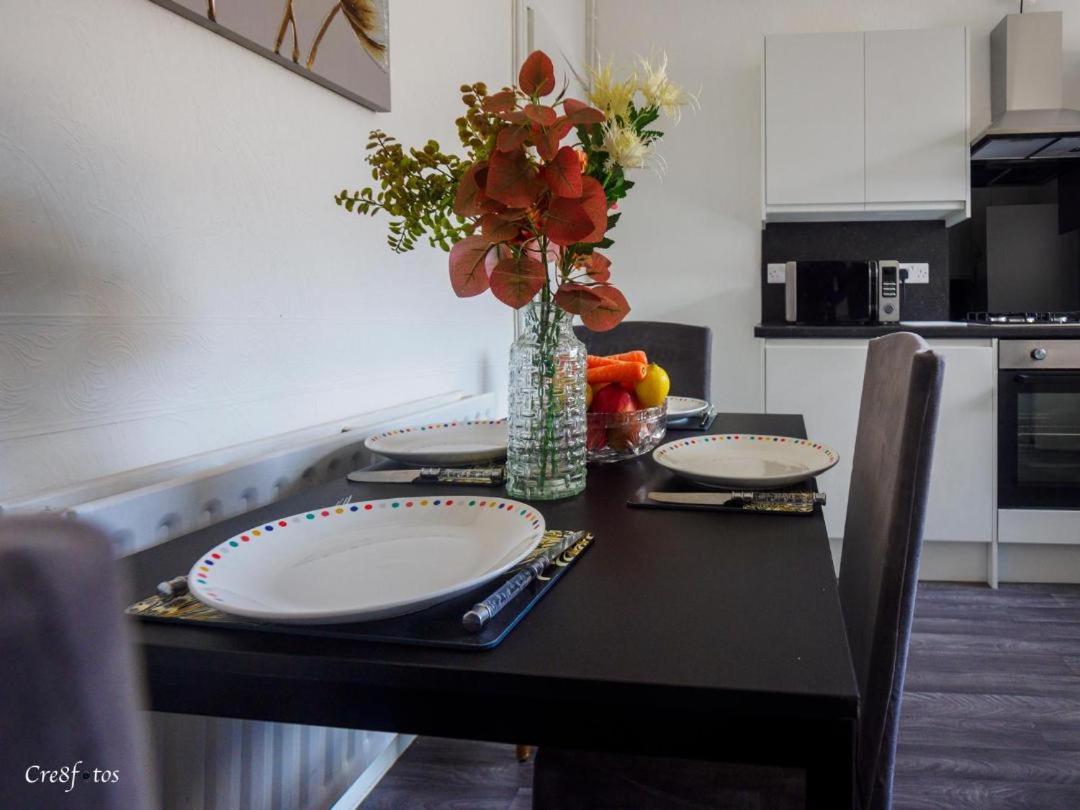 12 Cornwallis Lodge Family Room 1 Stoke-on-Trent Ngoại thất bức ảnh
