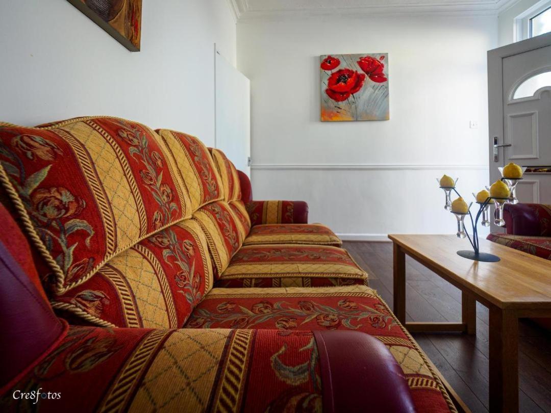12 Cornwallis Lodge Family Room 1 Stoke-on-Trent Ngoại thất bức ảnh